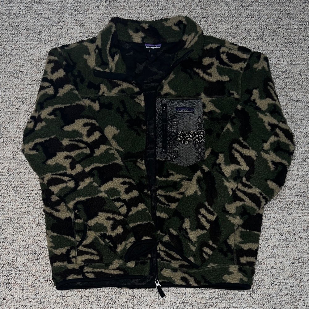 Rare Patagonia Retro X Camo Fleece Jacket with Patterned Pocket Size US M
